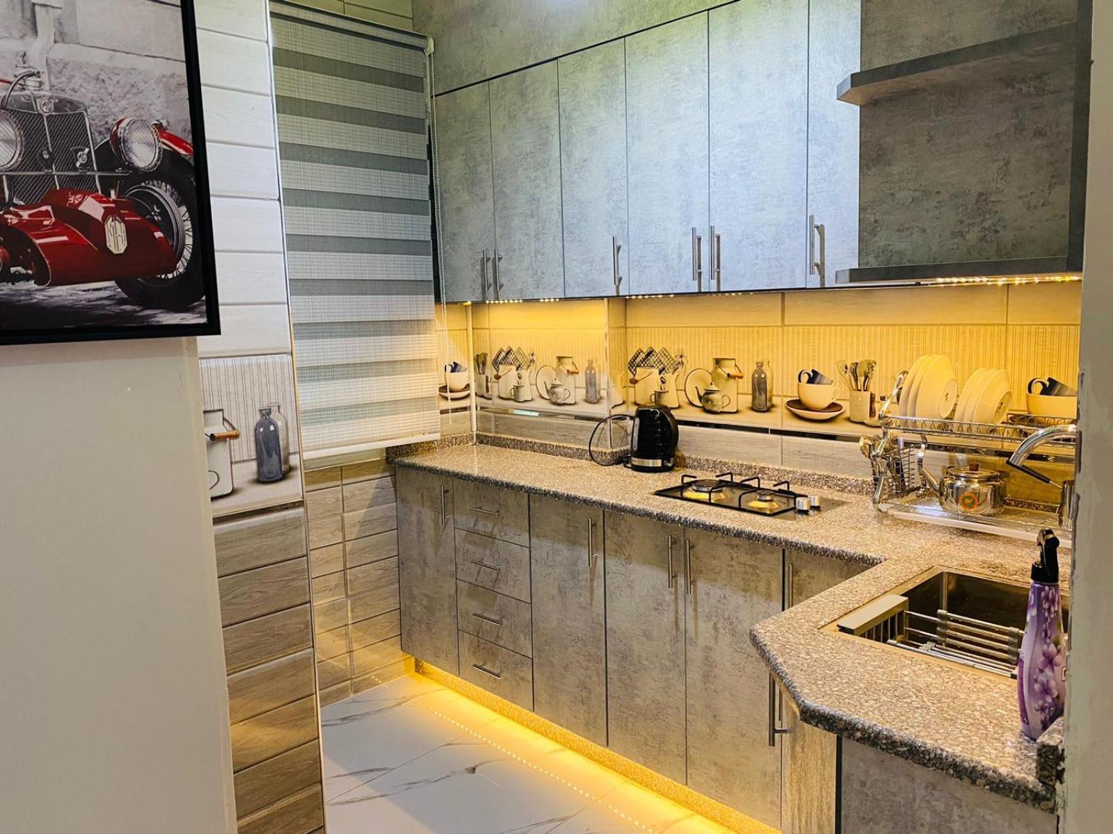 Al Seoudi Furnished Units Apartment Az Zarqa Cameră foto