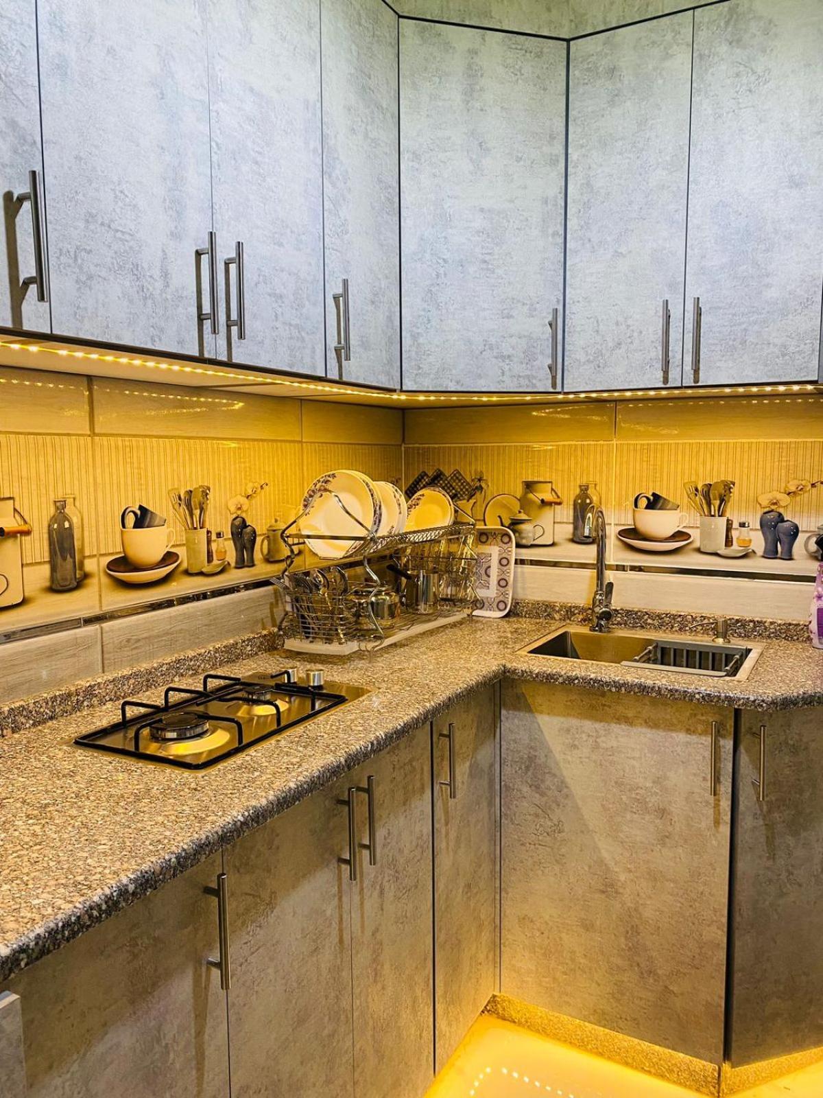 Al Seoudi Furnished Units Apartment Az Zarqa Cameră foto