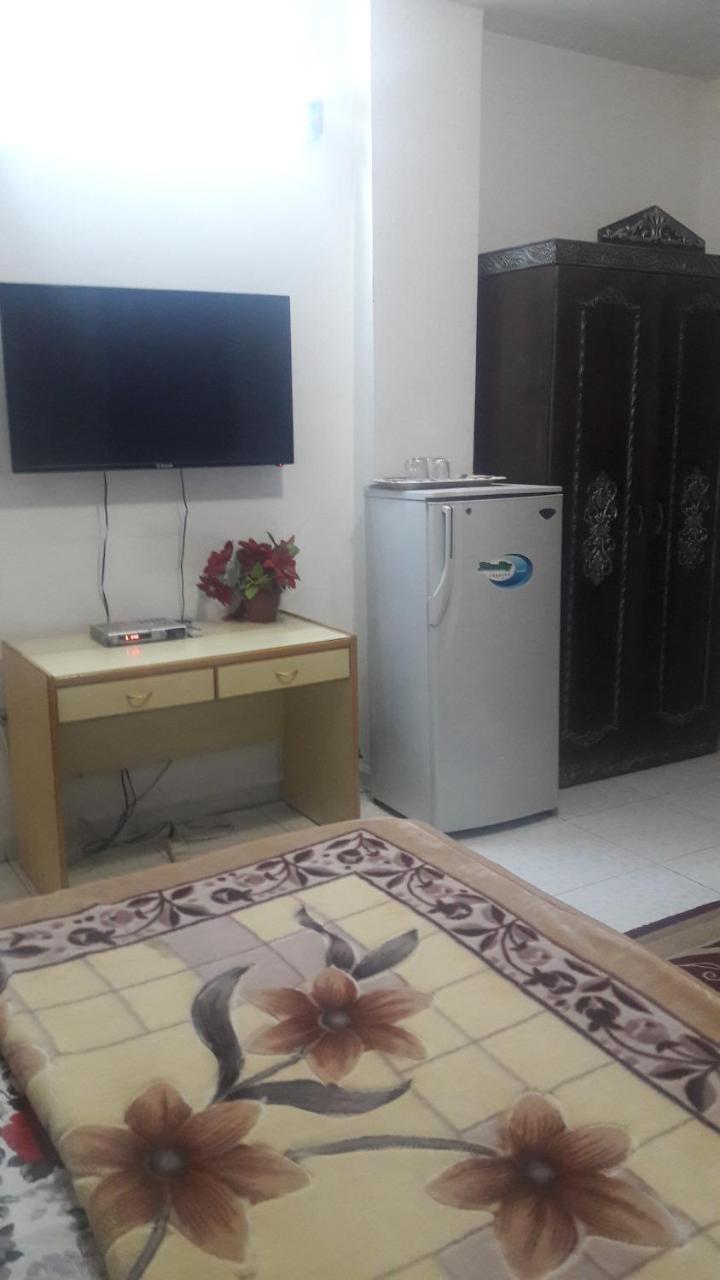 Al Seoudi Furnished Units Apartment Az Zarqa Exterior foto