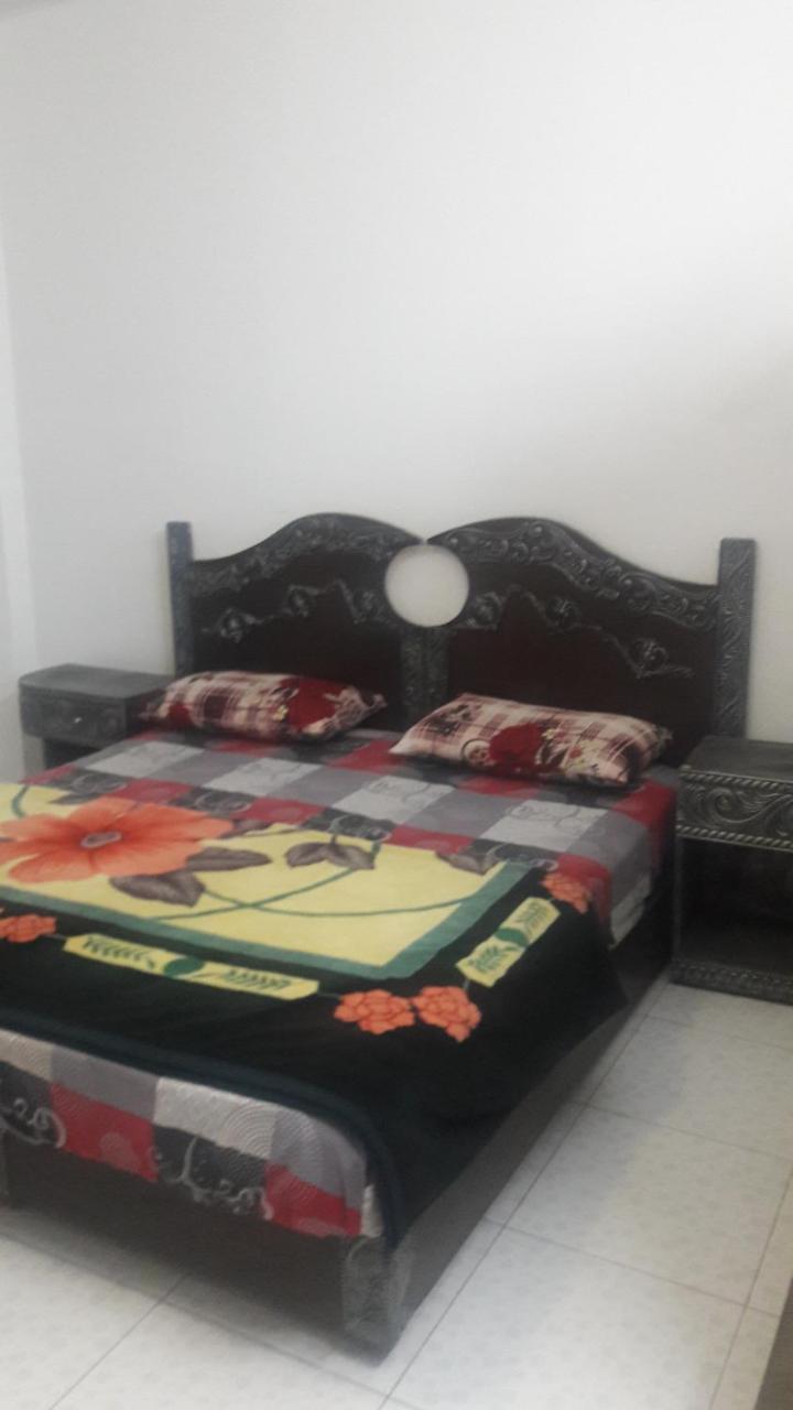Al Seoudi Furnished Units Apartment Az Zarqa Exterior foto