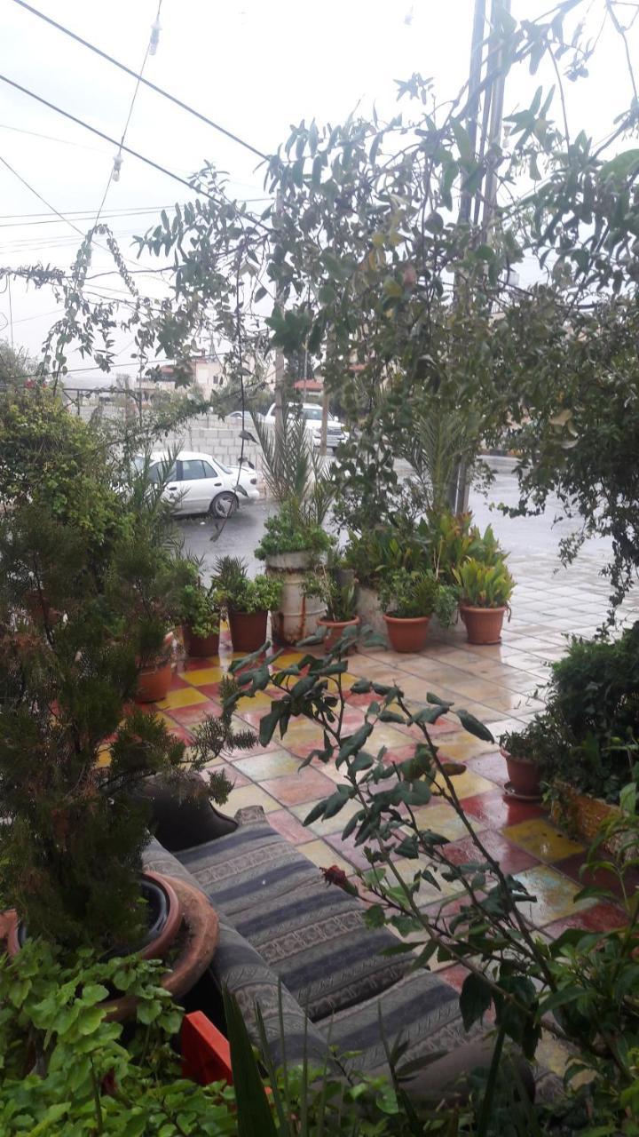Al Seoudi Furnished Units Apartment Az Zarqa Exterior foto