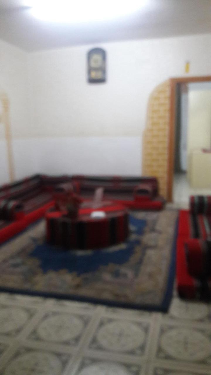 Al Seoudi Furnished Units Apartment Az Zarqa Exterior foto