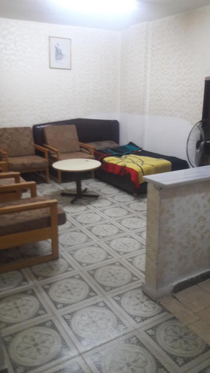 Al Seoudi Furnished Units Apartment Az Zarqa Exterior foto