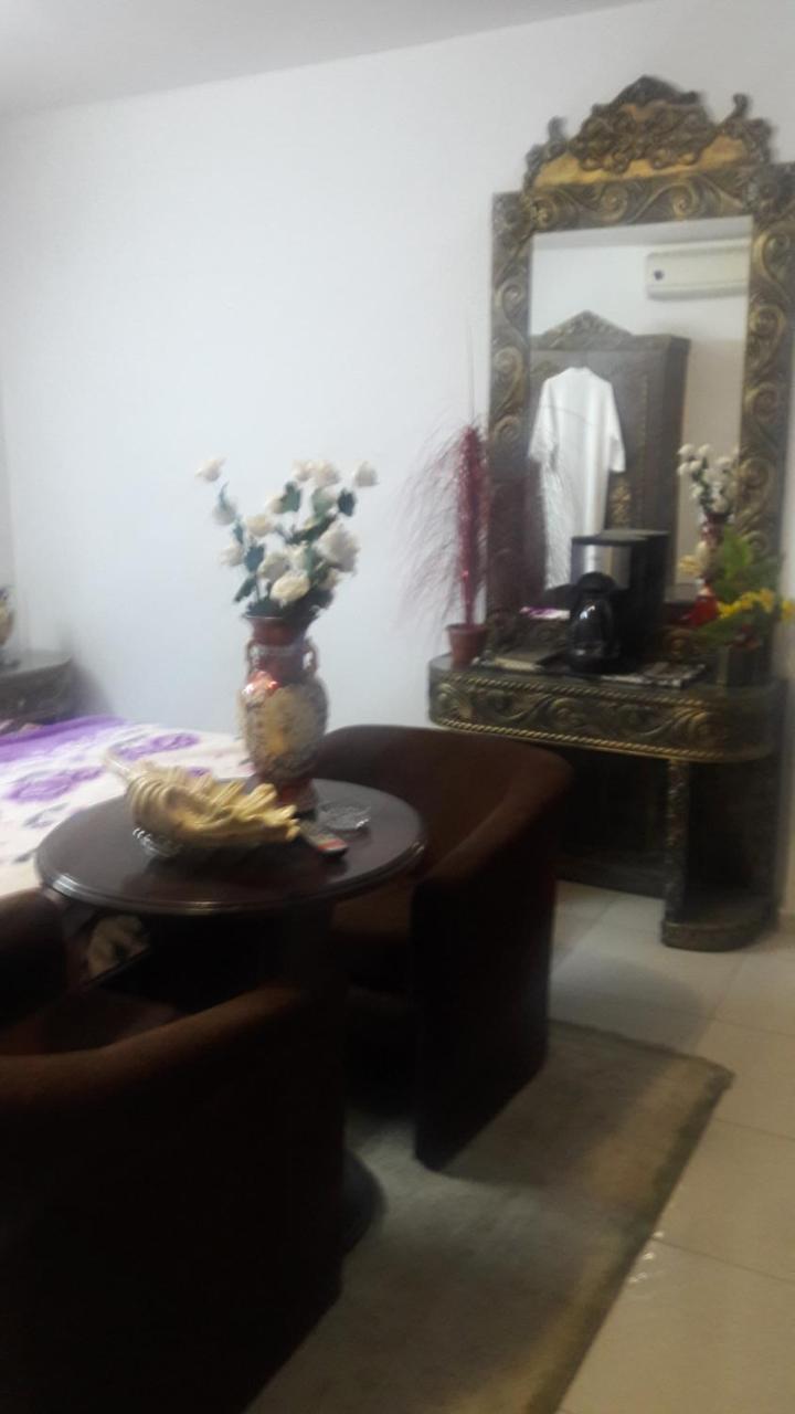 Al Seoudi Furnished Units Apartment Az Zarqa Exterior foto